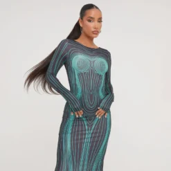 EGO Long Sleeve Strap Back Detail Body Print Maxi Bodycon Dress In Black And Green Slinky -EGO Sales Store 19 01 23 ming48562 s scaled