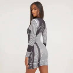 EGO Long Sleeve Zip Front Mini Bodycon Dress In Monochrome Print Slinky -EGO Sales Store 21 02 23 pam61042 s scaled
