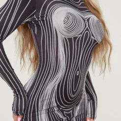 EGO Long Sleeve Contrast Body Print Mini Bodycon Dress In Black -EGO Sales Store 21 03 23 em70794 s scaled