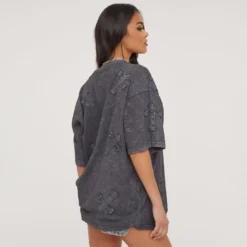 EGO Oversized Crucifix Detail T-Shirt In Grey -EGO Sales Store 27 04 23 jul90646 sq scaled