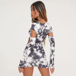 EGO High Waist Seam Detail Mini Bodycon Skirt In Grey Acid Print -EGO Sales Store 31 01 23 unya52323 s scaled