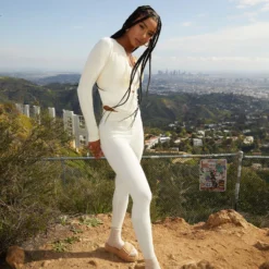 EGO High Waist Button Front Detail Seamless Leggings In Cream Ribbed